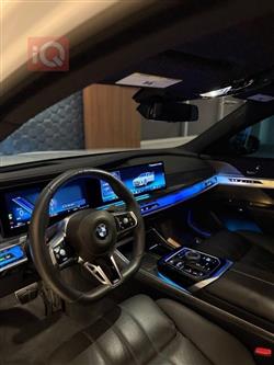 بی ئێم دەبڵیو سیریەس 7